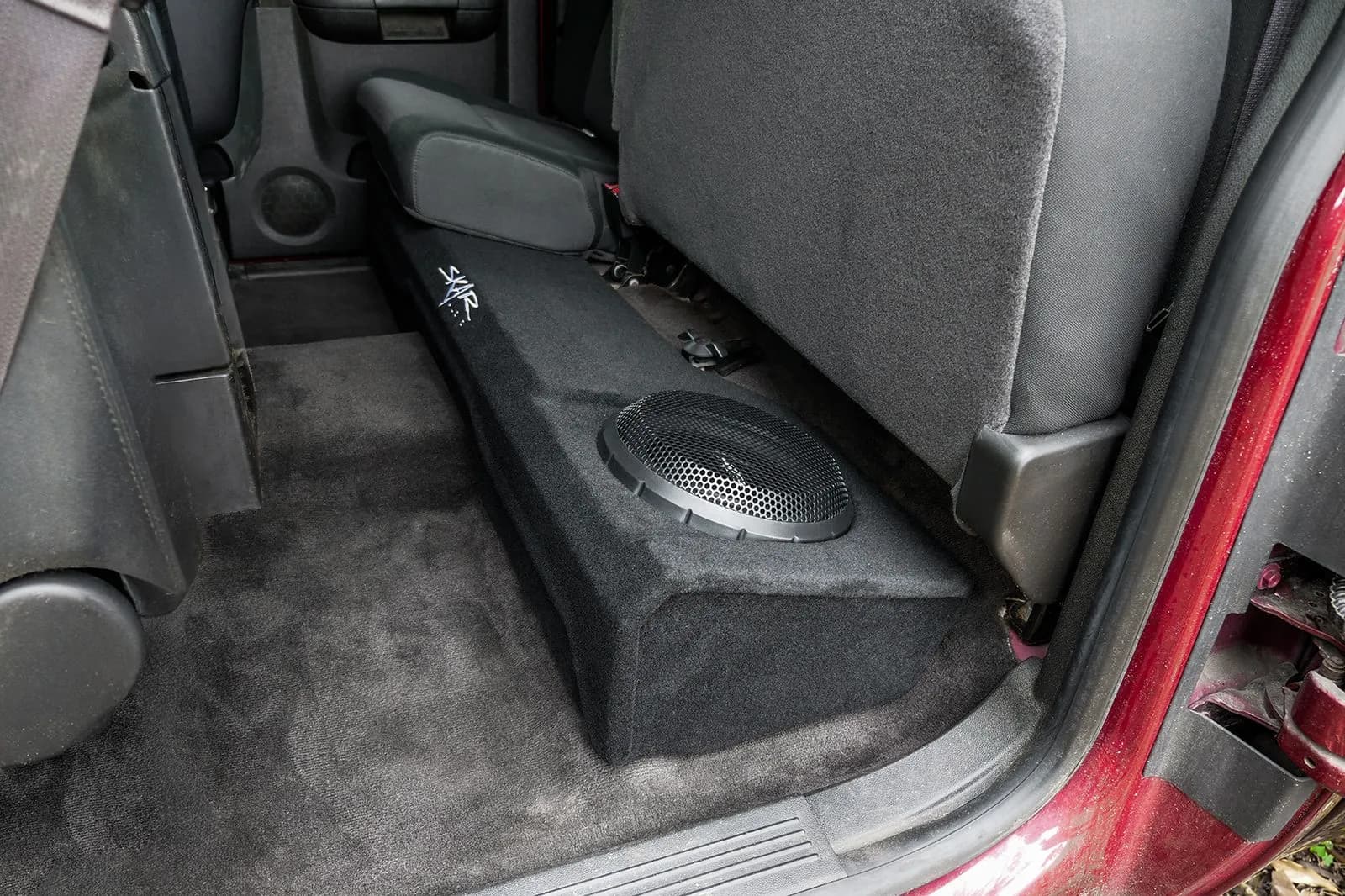 Dual 10" 2,000W Max Power Loaded Subwoofer Enclosure Compatible with 2007-2013 Chevy Silverado & GMC Sierra Extended Cab Trucks - Image 11