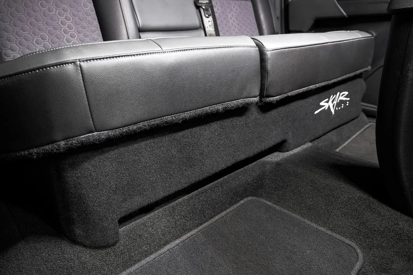 Dual 8" 1,200W Max Power Loaded Ported Subwoofer Enclosure Compatible with 2015-2026 Chevy Colorado/GMC Canyon Crew Cab Trucks - Image 9