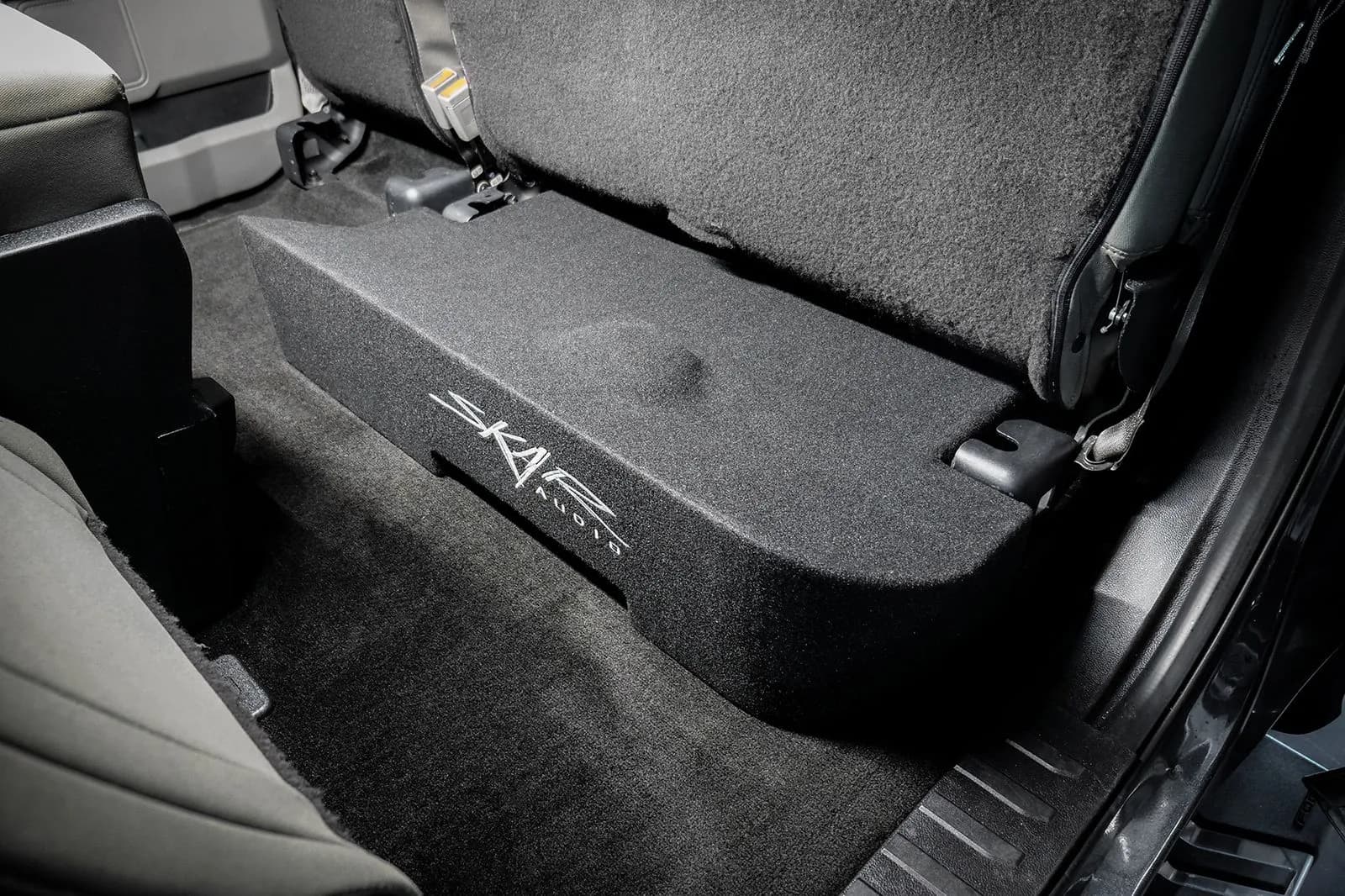 Single 10" 800W Max Power Loaded Subwoofer Enclosure Compatible with 2015-2026 Ford F-150 Super Cab Trucks - Image 11