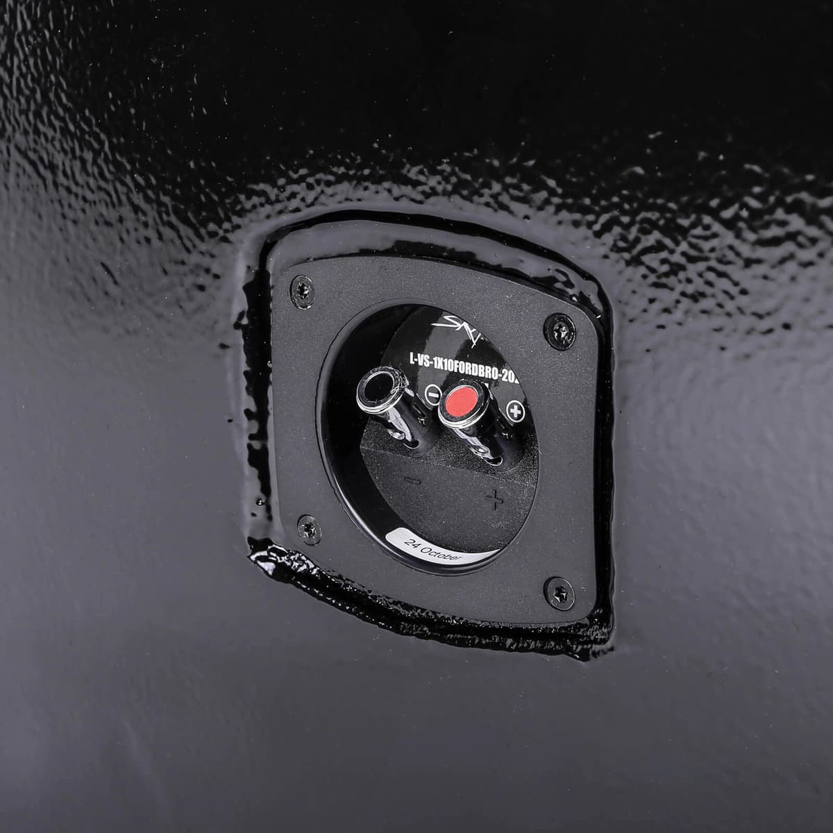 Single 10" 1,000W Max Power Loaded Subwoofer Enclosure Compatible with 2021-2025 Ford Bronco 4-Door Vehicles - Image 7