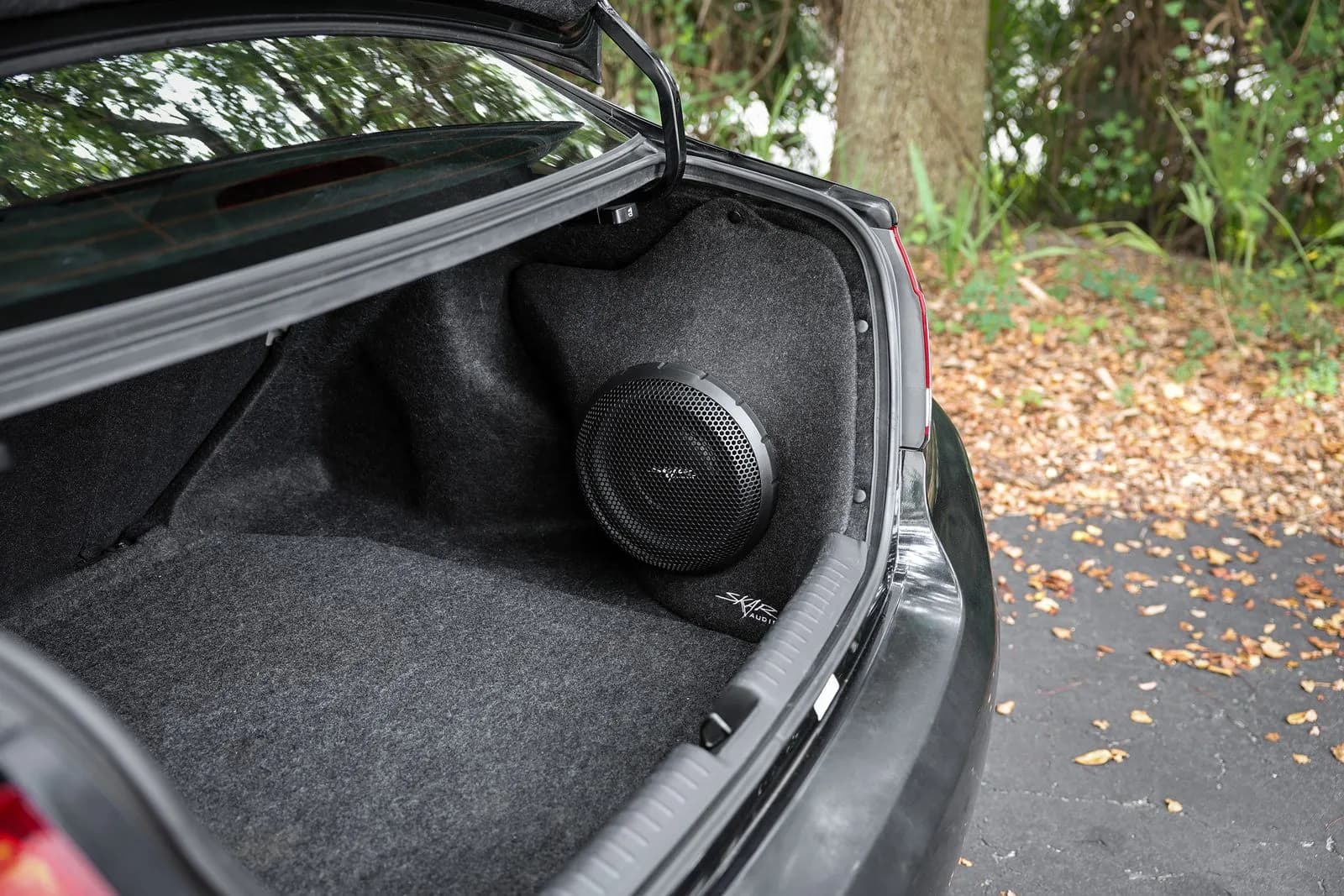 Single 10" 1,000W Max Power Loaded Subwoofer Enclosure Compatible with 2012-2015 Honda Civic Sedan Vehicles - Image 7