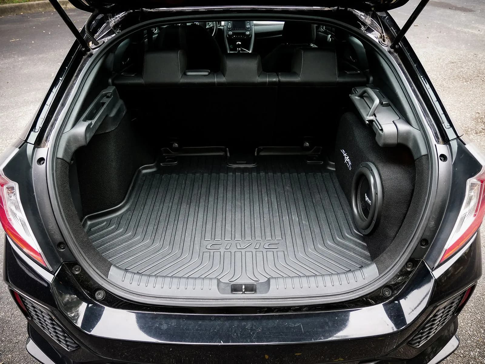 Single 10" 800W Max Power Loaded Subwoofer Enclosure Compatible with 2017-2021 Honda Civic Hatchback Sport Vehicles - Image 11