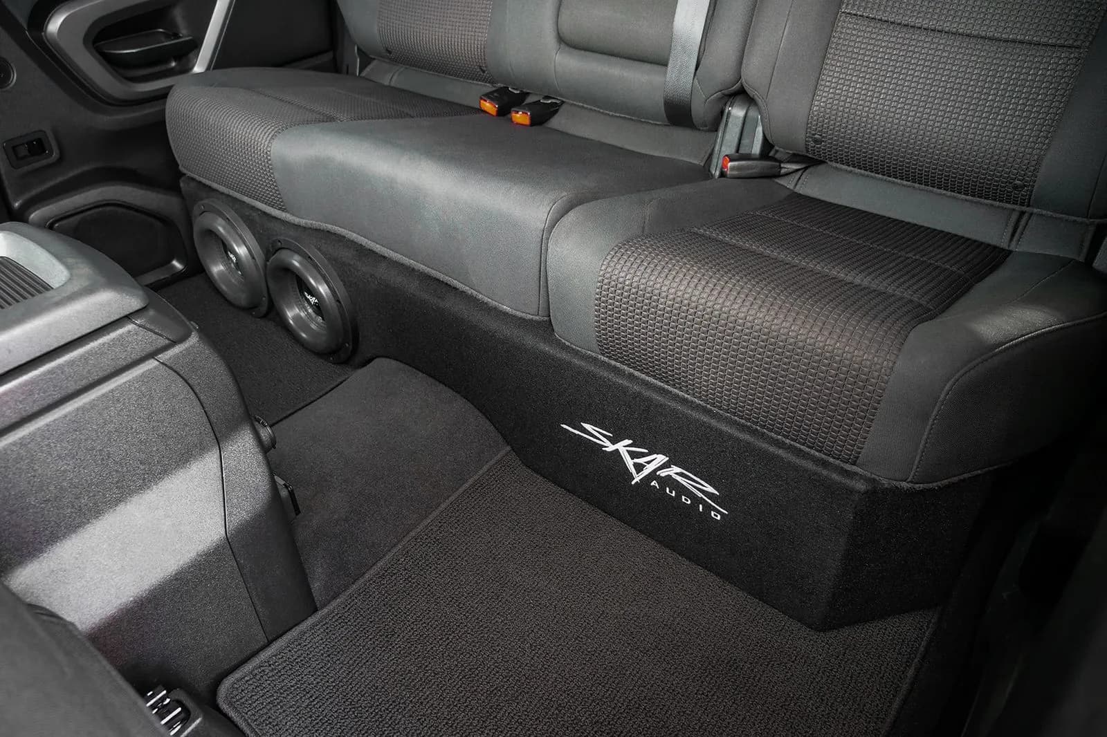 Dual 8" 2,400W Max Power Loaded Subwoofer Enclosure Compatible with 2005-2014 Nissan Titan Crew Cab Trucks - Image 10