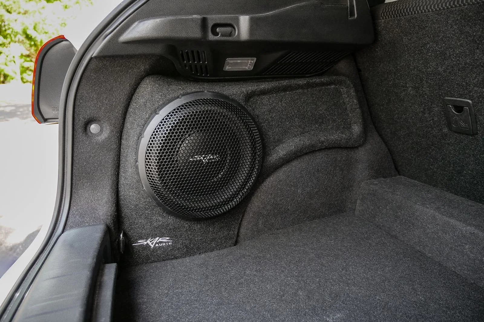 Single 10" 1,000W Max Power Loaded Subwoofer Enclosure Compatible with 2017-2022 Nissan Rogue Sport Vehicles - Image 9