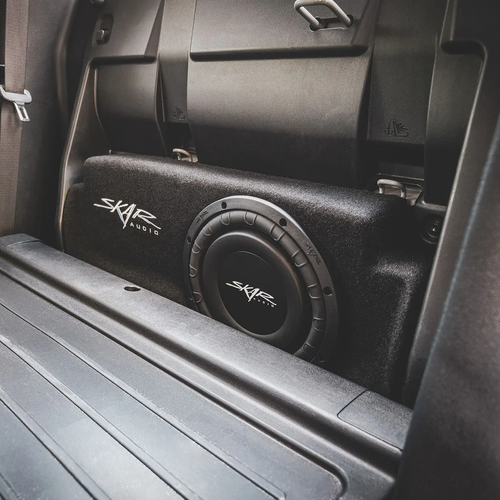 Single 10" 1,000W Max Power Loaded Subwoofer Enclosure Compatible with 2016-2023 Toyota Tacoma Double Cab Max Trucks - Image 8